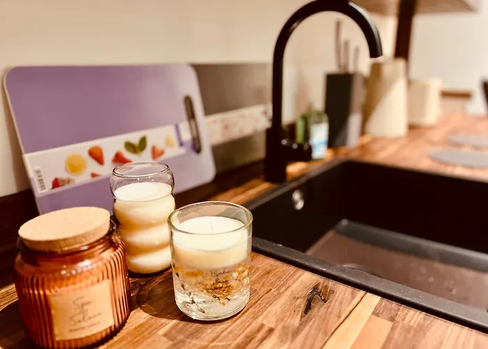 Elysian - 2 Parkplätze - 1min Bus&bahn - St-elisabeth Krankenhaus - Lindenthaler Tierpark - Neu Renoviert&perfekte Lage *