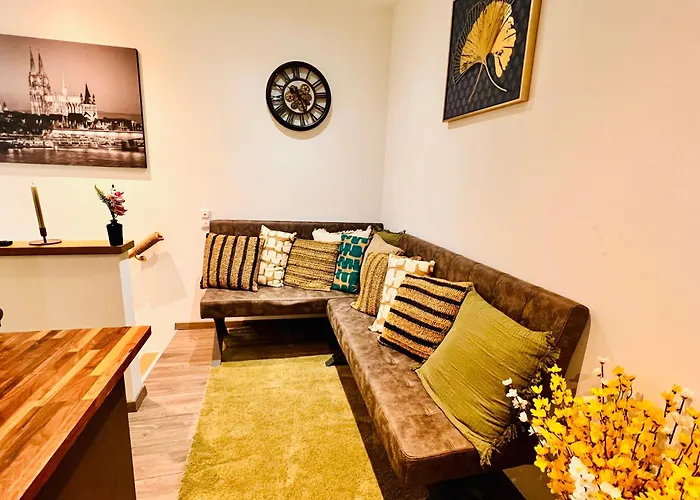 Apartment Elysian - 2 Parkplätze - 1min Bus&bahn - St-elisabeth Krankenhaus - Lindenthaler Tierpark - Neu Renoviert&perfekte Lage Köln