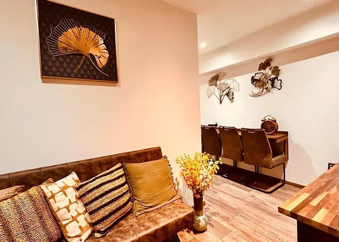 Elysian - 2 Parkplaetze - 1min Bus & Bahn - St-elisabeth Krankenhaus - Lindenthaler Tierpark - Neu Renoviert & Perfekte Lage Apartamento *